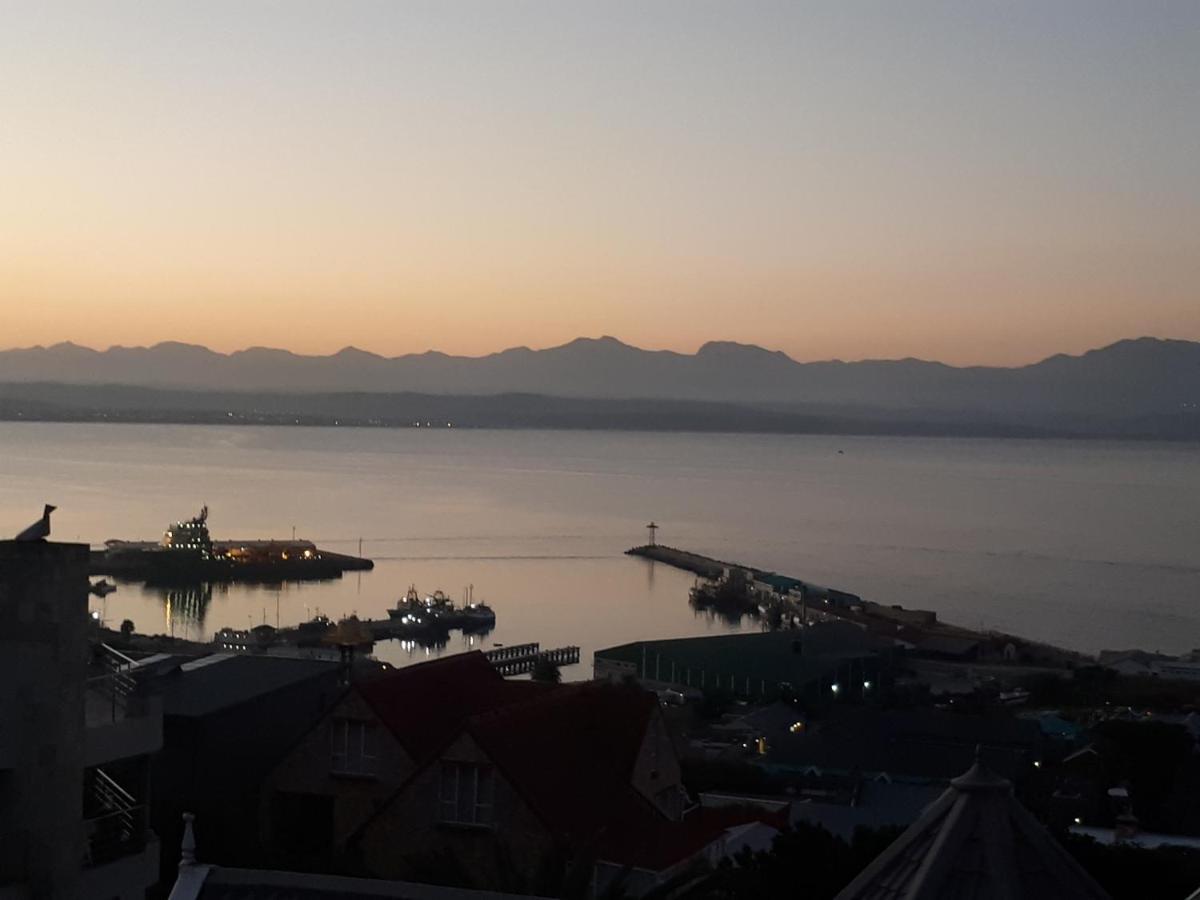 Vue Port Hotel Mossel Bay Bagian luar foto